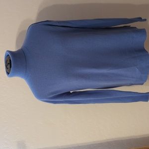 Nordstrom cashmere turtle neck sweater. Size small. Azure Blue.